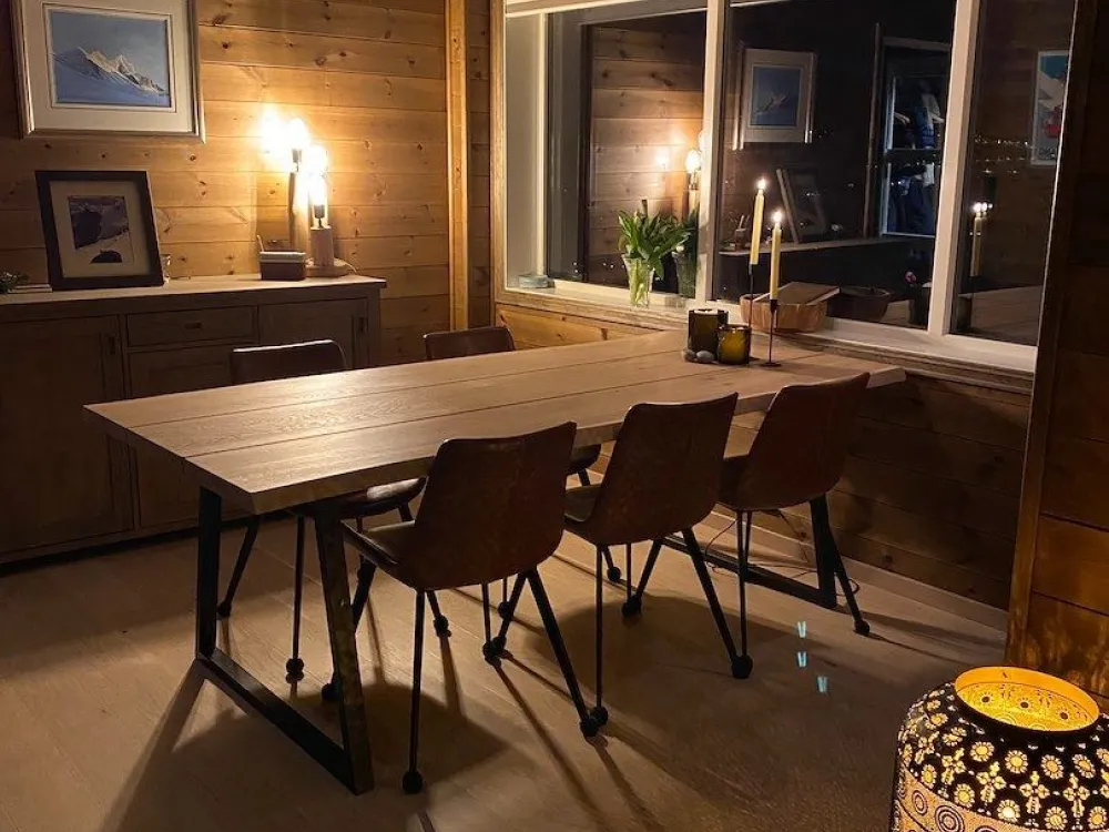 Tråstølsvegen 15